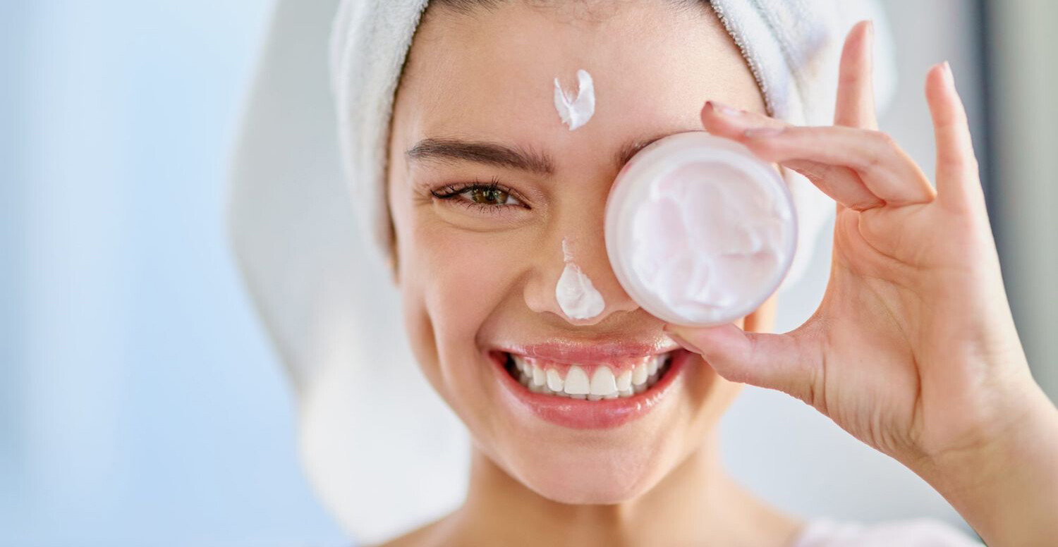 Skincare routine stress 2000 c5e8cf3a43bf4027a959a6241e1e491a cropped